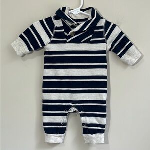 Old Navy Baby Boy Romper Outfit Size 0-3 Months